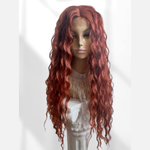 Paryk i super lang b�lget h�r i den smukkeste farve kobber. Mix af �gte h�r og syntetisk h�r. Lacefront. L�ngde: 75 cm 