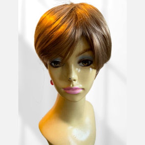 Paryk. Kort i blond mix one size. 