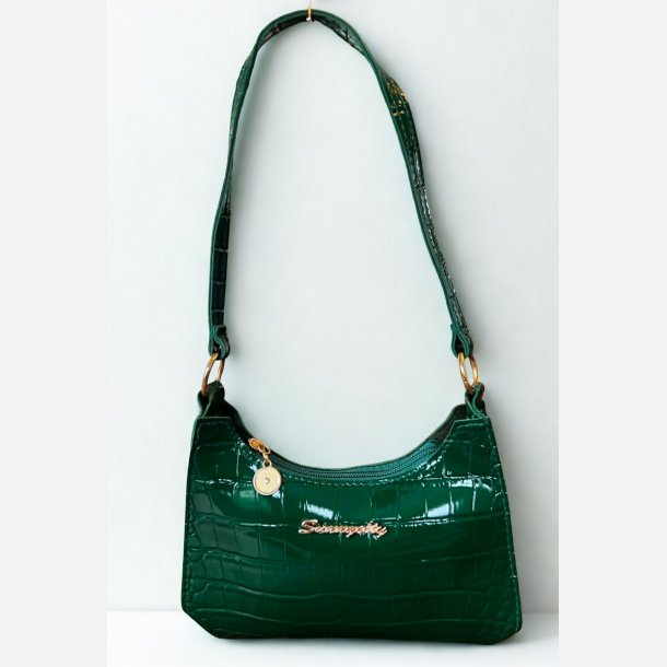 Taske. Lille h�ndtaske til at g� i byen med. M�rkegr�n krokodillelook. H: 15 cm. L: 21 cm