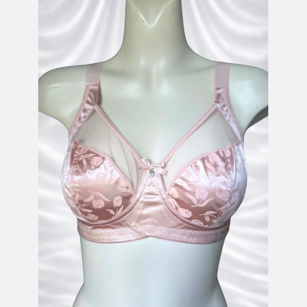 BH. Flot i abrikosfarvet satin med mesh kant. Uden b�jle