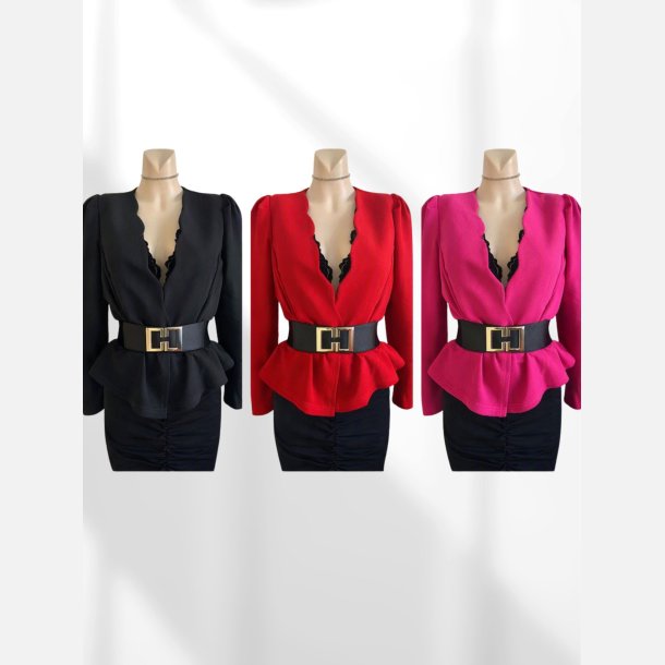 Blazer. Flere farver med fine detaljer og talje. Str. XL - 4XL