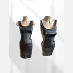 Kjole i sort wetlook str�k med dyb udsk�ring. Str. L-XL