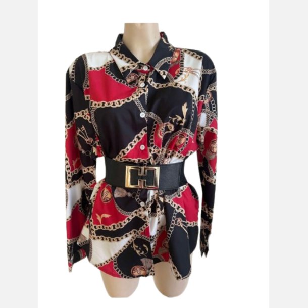 Skjorte i polyester med et flot m�nster. XL - 3XL