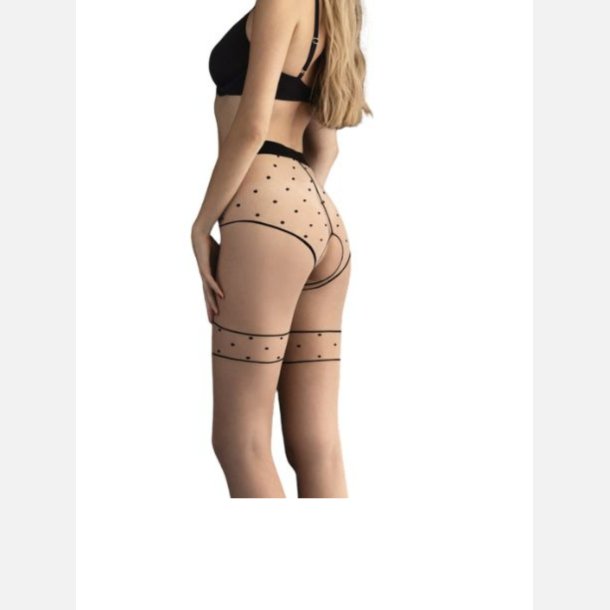 Str�mpebukser i nude med sorte prikker p� kant. De er bundl�se. 20 Den. S-M