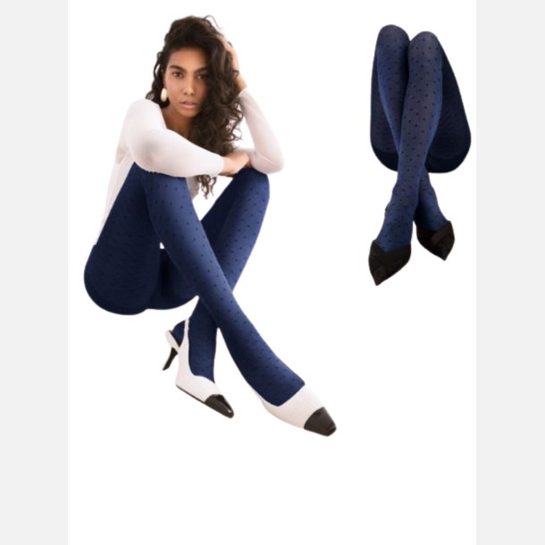 Str�mpebukser i super flot marinebl� med prikker. 40 den der holder godt. M-L-XL